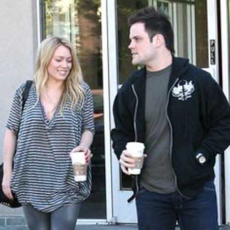 Luca's parents Hilary Duff & Mike Comrie Are Divorce
